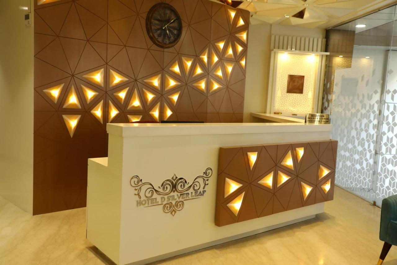 Hotel D Silverleaf Лакхнау Экстерьер фото