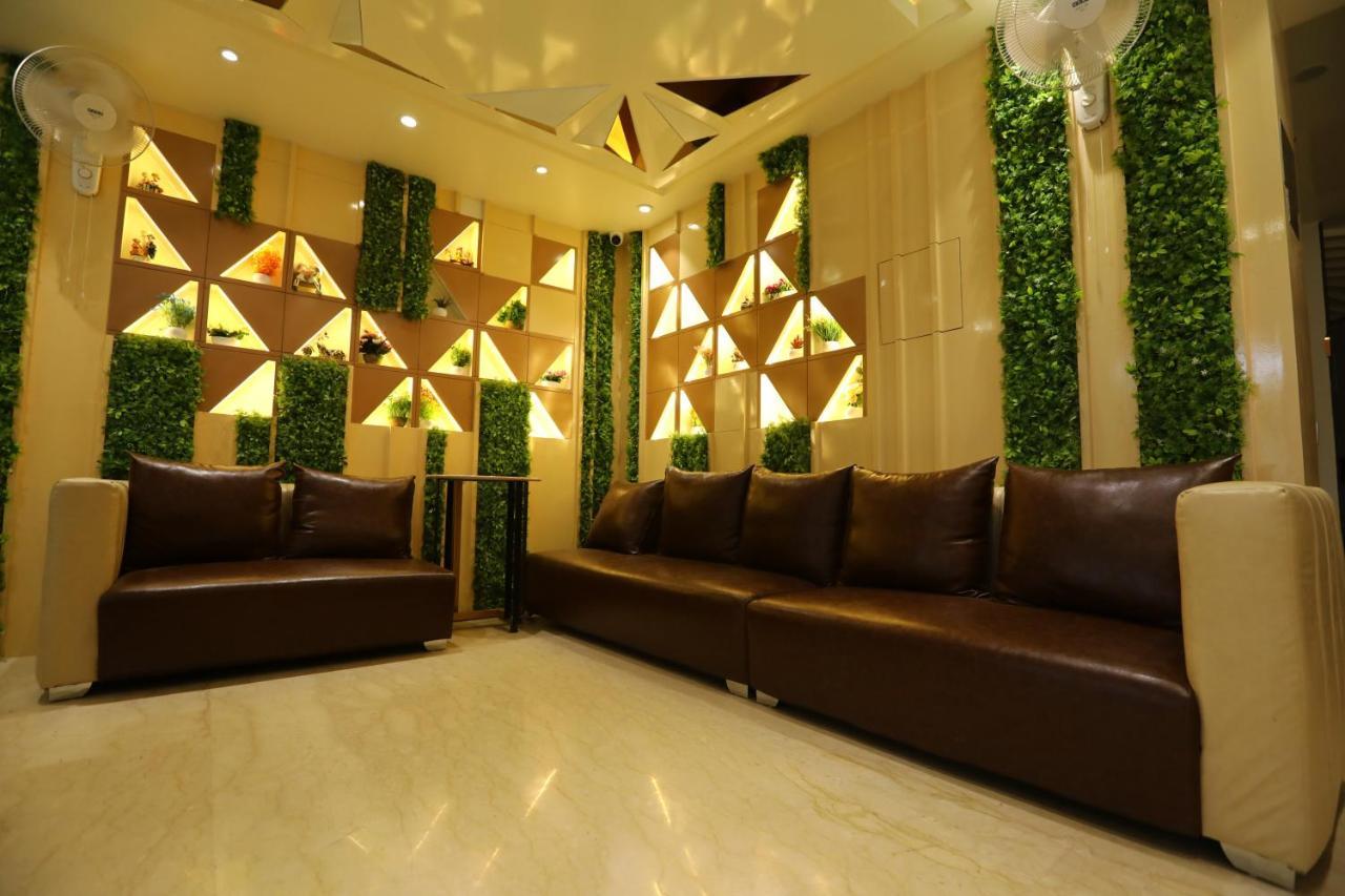 Hotel D Silverleaf Лакхнау Экстерьер фото