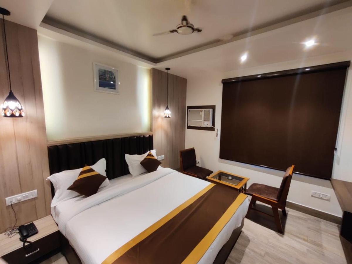 Hotel D Silverleaf Лакхнау Экстерьер фото