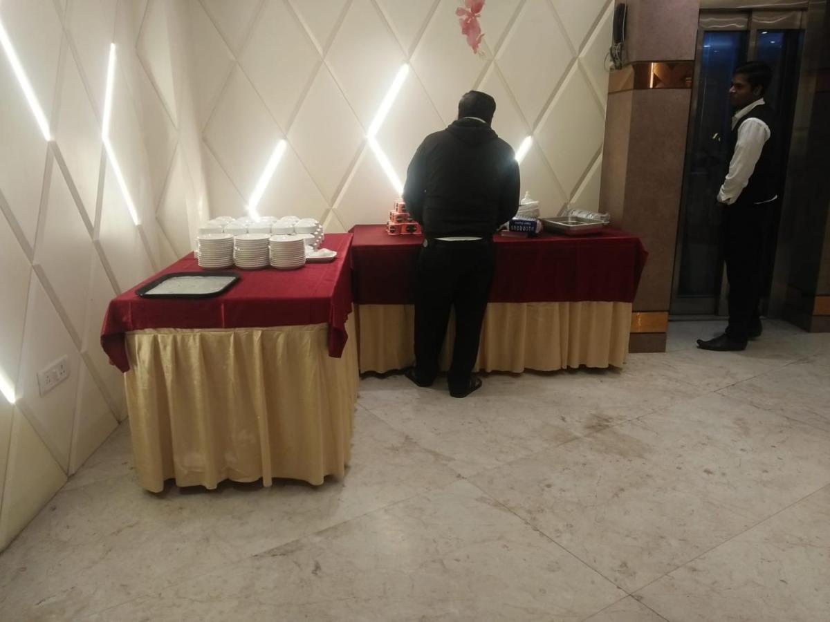 Hotel D Silverleaf Лакхнау Экстерьер фото